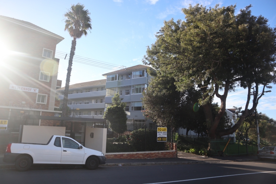 To Let 2 Bedroom Property for Rent in Gardens Western Cape